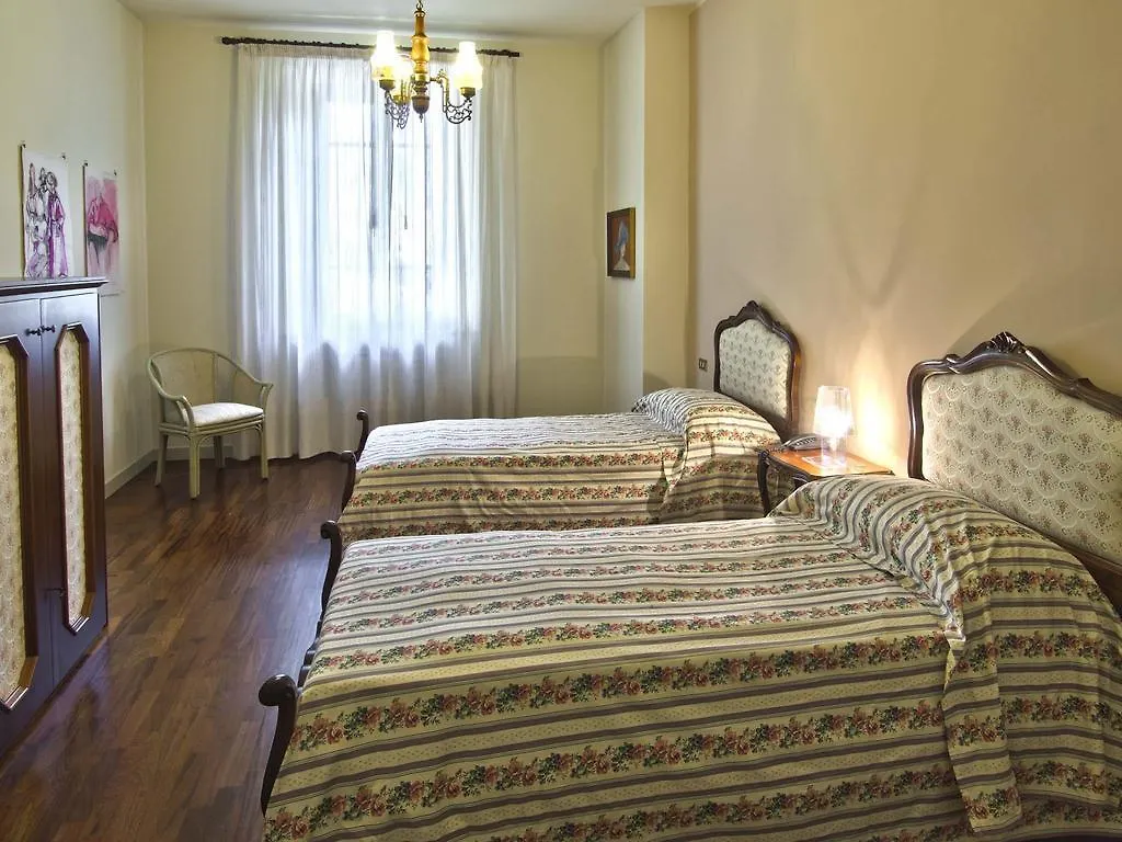 Villa Terzi Sorbolo 0*,